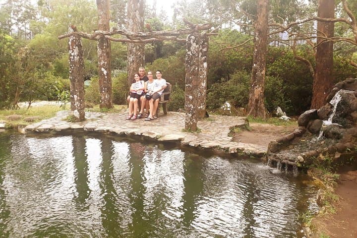 El Valle de Antón Day Tour: Volcano Crater Town, Waterfall & Hot Springs photo 3