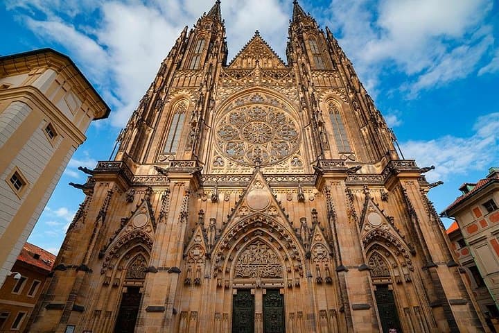 Prague Castle District Self-Guided Audio Walk: Stories, Sights & Maps photo 2