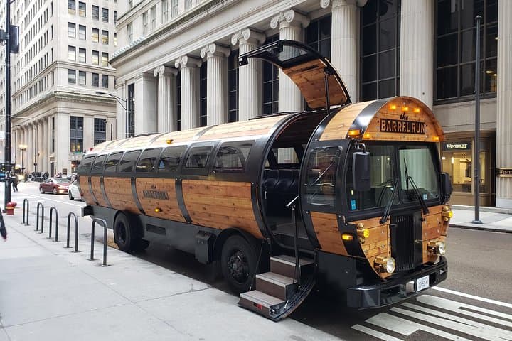 Chicago Barrel Bus Brewery Tour: River North Craft Beer Experience