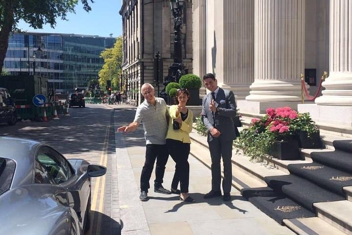 James Bond Filming Locations: Private London Black Cab Tour photo 3