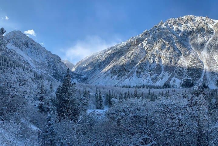 Winter Hike at Ala Archa National Park — Ak Sai Waterfall & Broken Heart Trail photo 3