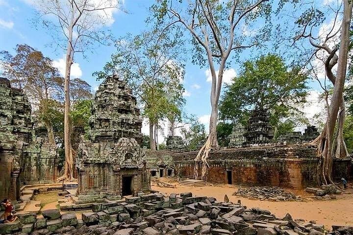 Sunrise at Angkor & Tonle Sap: Two-Day Siem Reap Highlights Tour photo 5