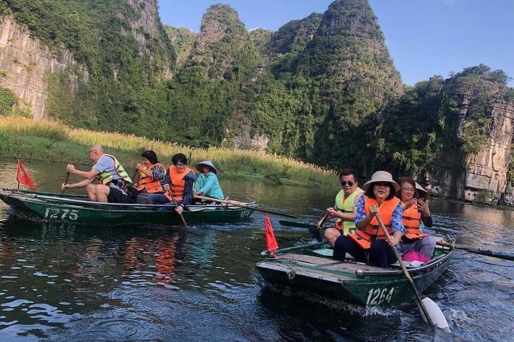 Full-Day Trang An & Bai Dinh from Hanoi: Boat Caves, Pagodas, and Limestone Peaks photo 3