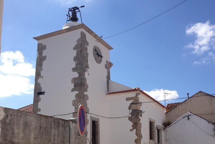 Explore Pernes: Waterfalls, Viewpoints & Woodcraft in a Millenary Portuguese Village photo 4