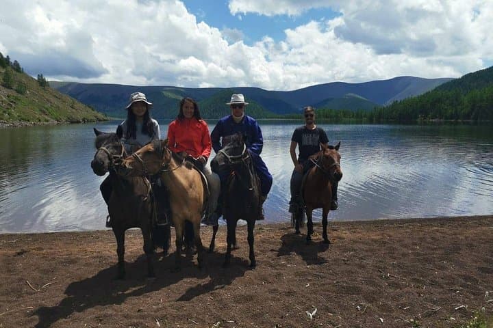 Horseback Adventure to the Eight Lakes: 8 Days on Mongolia’s Wild Central Steppe