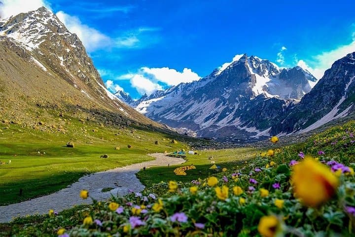 12-Day Private Tour: Foothills of the Himalayas — Delhi, Rishikesh, Shimla & Dharamshala