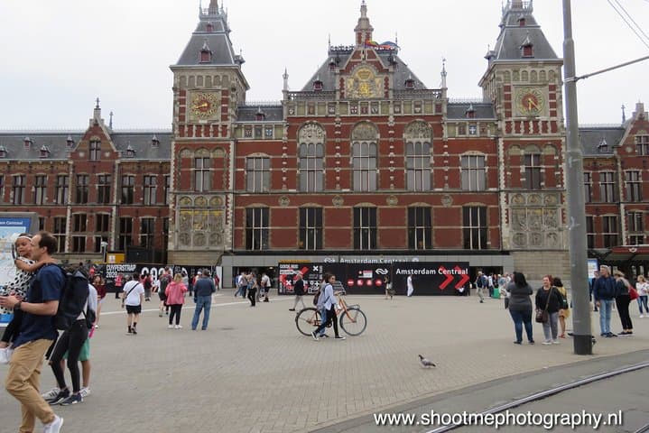 Private Group Bike Tour with Photographer in Amsterdam photo 4