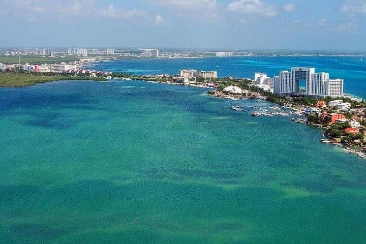 Drive a Speedboat Through Nichupté: Cancun Jungle Tour, Mangroves & Snorkel photo 5