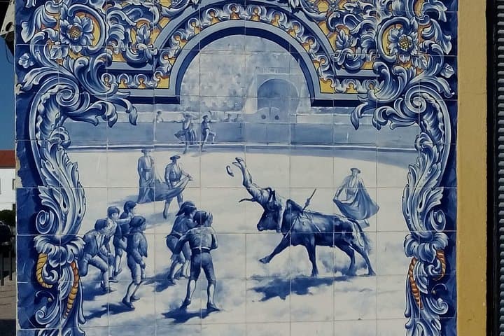 Santarém Norte: Cathedral, Azulejos, Diocesan Museum and Carnation Revolution Walk photo 2