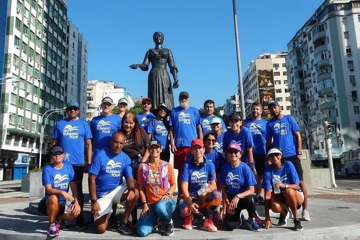 Run Rio's Shoreline with Local Artists: 5km Carioca Culture Run
