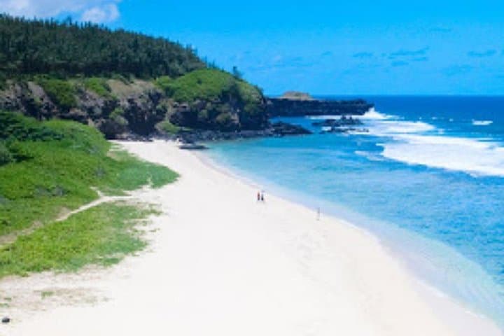 Full-Day South Mauritius Tour: Glass Gallery, La Vanille, Bois Chéri & Gris-Gris photo 2