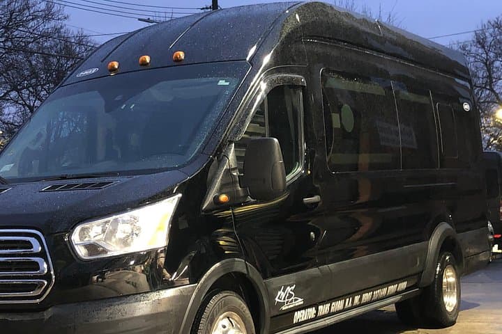Private NYC Airport Arrival Transfer — JFK, LaGuardia & Newark to Manhattan photo 2