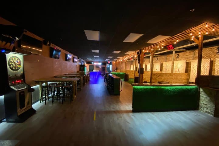 Axe Throwing in Panama City Beach — Group Sessions & Team-Building photo 2