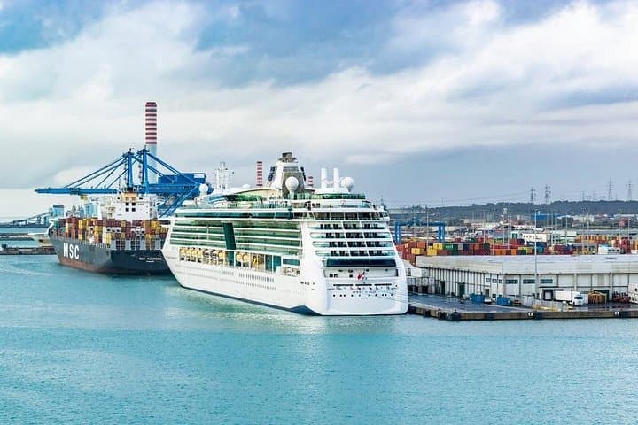 Private Rome to Civitavecchia Port Transfer: Seamless Cruise Connections photo 2