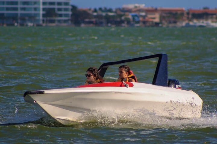 Drive Your Own Speedboat and Snorkel Punta Nizuc Reef in Cancun photo 2