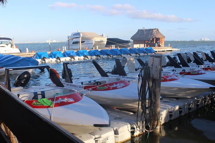Drive Your Own Speedboat and Snorkel Punta Nizuc Reef in Cancun photo 4
