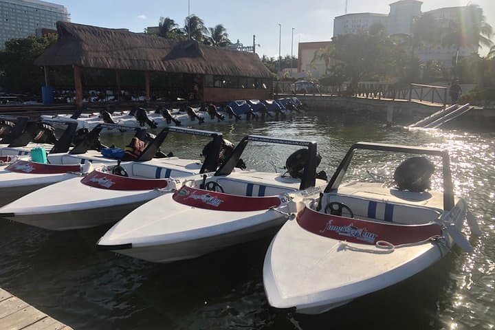 Drive a Speedboat in Cancún: Nichupté Lagoon to Punta Nizuc Snorkel Adventure photo 4