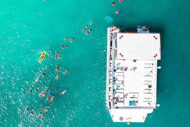 Cabo Snorkel Catamaran and City Shopping Combo at Chileno Bay photo 5