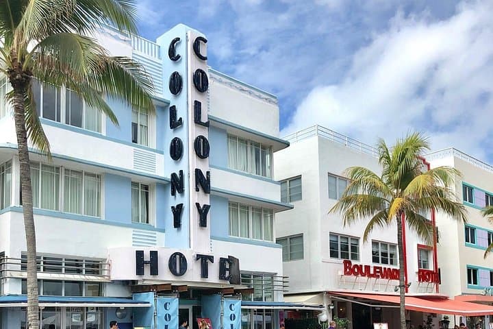 South Beach Art Deco Walking Tour — Official Miami Design Preservation League Experience photo 2
