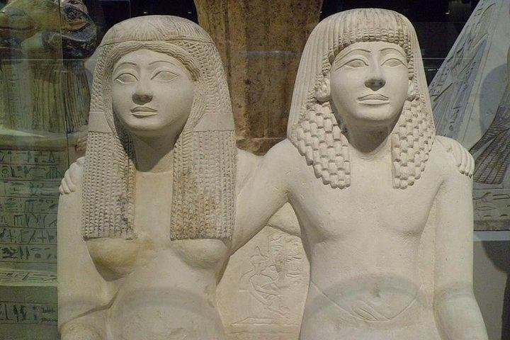 Full-Day Pyramids of Giza, Egyptian Museum & Khan el-Khalili: Cairo's Ultimate History Tour photo 4