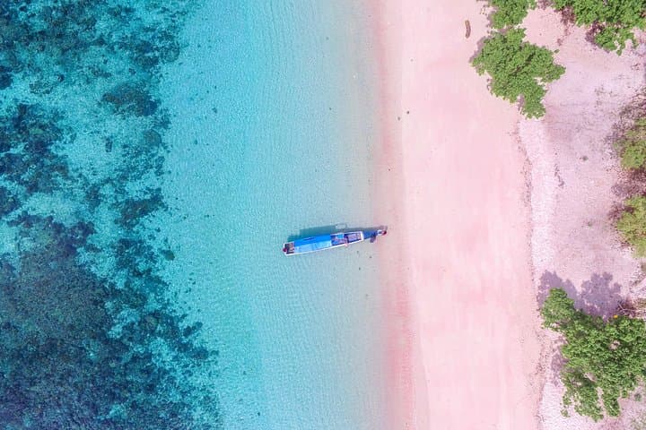 Komodo Sailing Cruise: 3-Day Private Komodo Dragon, Pink Beach & Snorkel Adventure photo 3