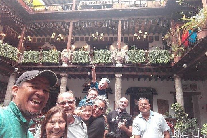 Historic-Center-Walking-Tour-Quito-Plaza-de-la-Independencia-Cathedral photo 3