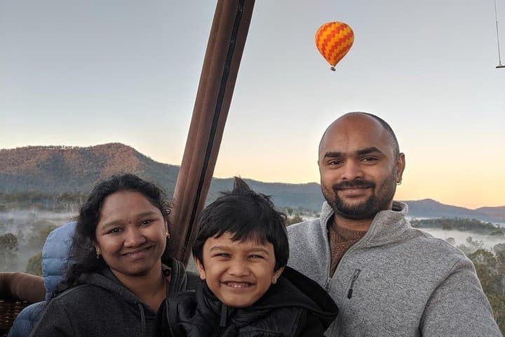 Scenic Rim Hot Air Balloon Flight with Vineyard Breakfast from Brisbane photo 5
