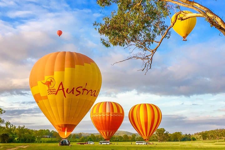 Scenic Rim Hot Air Balloon Flight with Vineyard Breakfast from Brisbane photo 4
