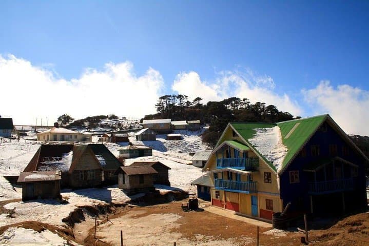 Samdakphu View Trek: 9-Day Homestay to Sandakphu and Kangchenjunga Views