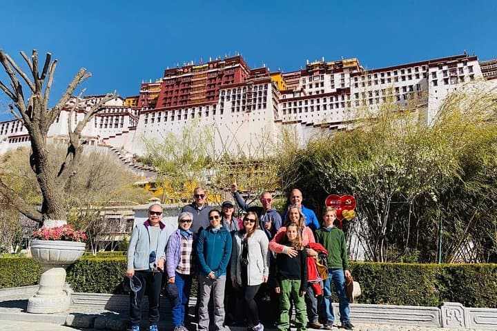 Lhasa to Everest Base Camp: 8-Day Classic Tibet Tour from Potala to Rongbuk photo 4