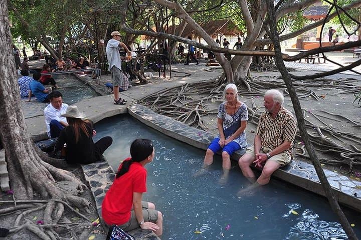 Chiang Mai San Kamphaeng Hot Springs & Handicraft Half-Day Tour photo 4