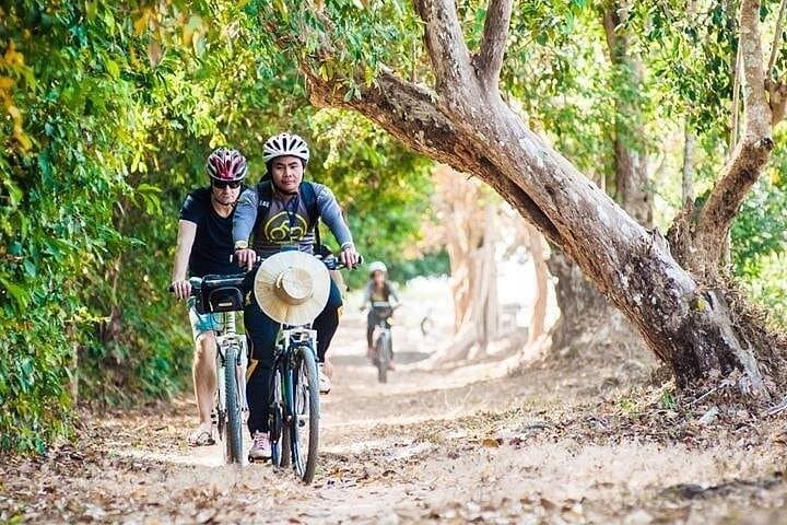 Full-Day Angkor Temples Cycling Tour from Siem Reap — Route, Tips & What to Expect photo 2