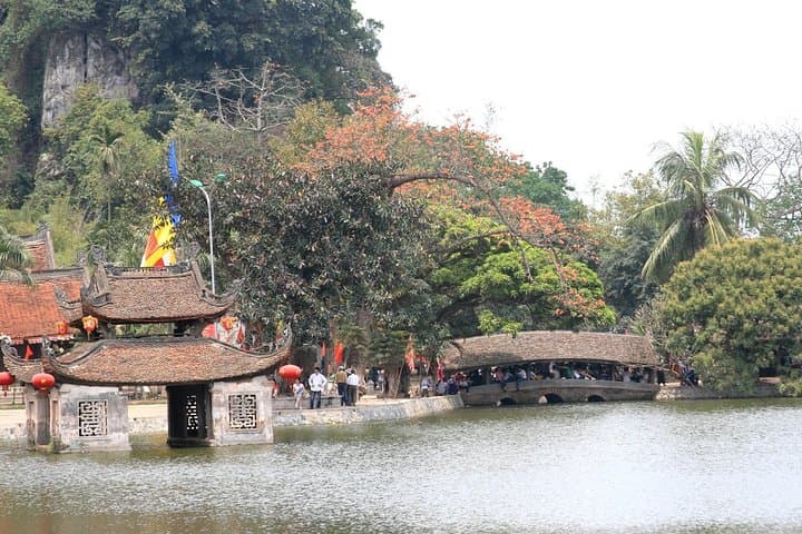 Duong Lam Ancient Village Day Tour from Hanoi — Laterite Houses, Temples & Homestay Lunch