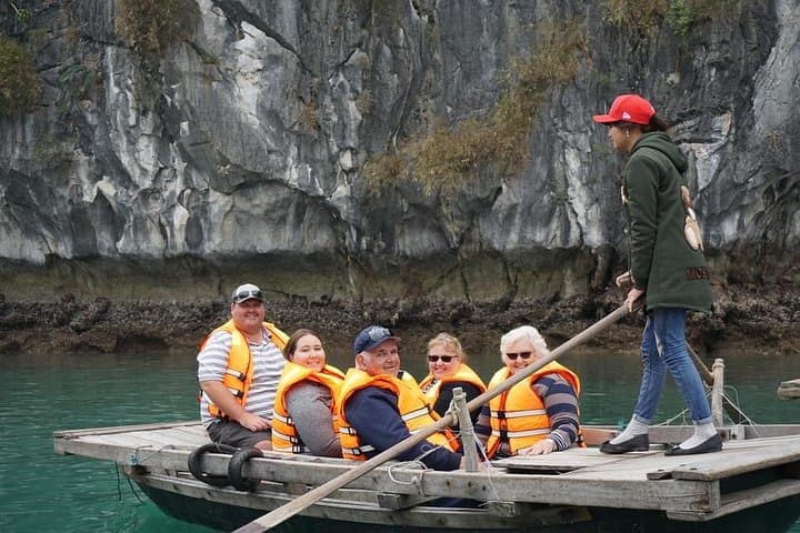 Luxury Full-Day Ha Long Bay Cruise from Hanoi — Sung Sot, Titop & Kayaking photo 3