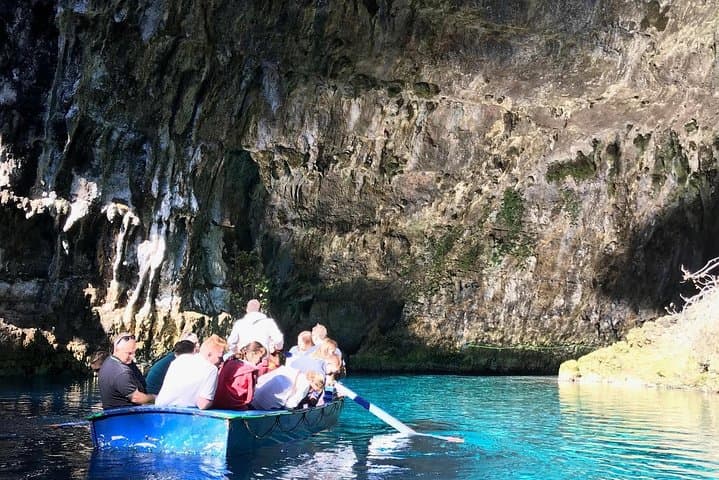 Melissani Lake and Fiskardo Day Tour with Optional Emblisi Beach photo 2