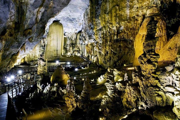 Full-Day Paradise Cave Tour from Hue — Explore Phong Nha’s Giant Cavern photo 4