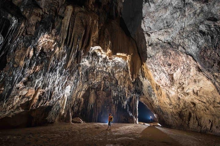 Full-Day Paradise Cave Tour from Hue — Explore Phong Nha’s Giant Cavern photo 6