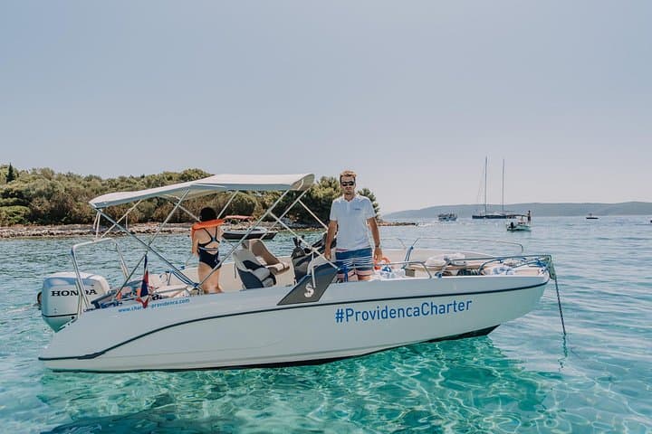 Private Speed Boat Tour from Trogir: Blue Lagoon, Brac, Hvar & Šolta in a Day photo 6