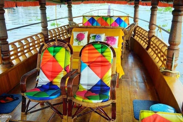 Kochi to Alappuzha Backwaters by Shikara: Chinese Nets & Village Cruise photo 2