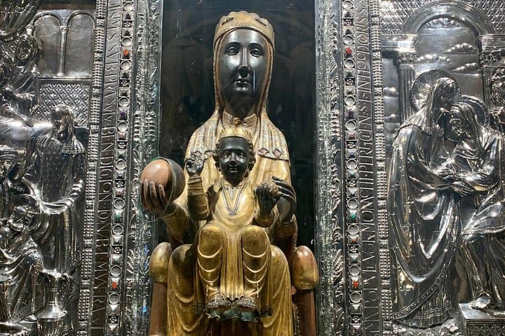 Montserrat and Penedès Cava Day Trip: Monastery at 1,236m and Sparkling Wine Tasting photo 5