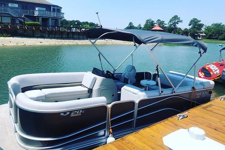 5-Hour Private Hilton Head Pontoon Boat Rental — Skull Creek to May River photo 3