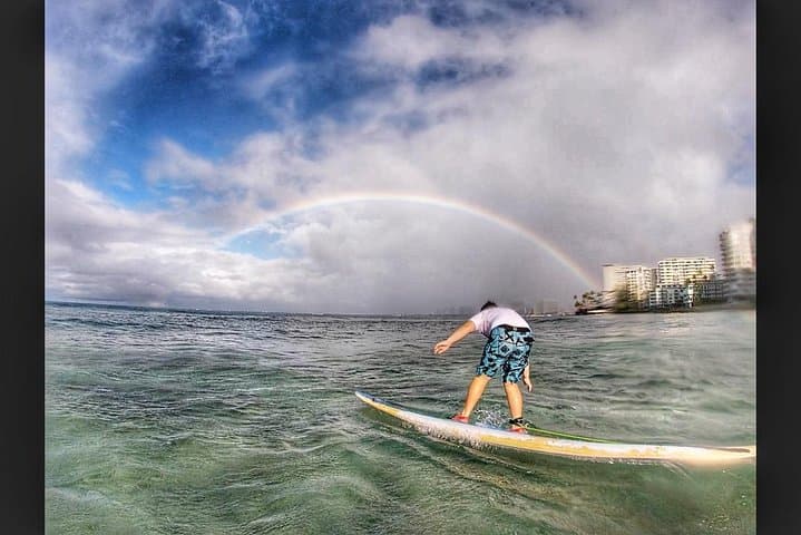 Paddle-Assisted Surf Lessons Near Waikiki — Beginner-Friendly Hawaii Surf School