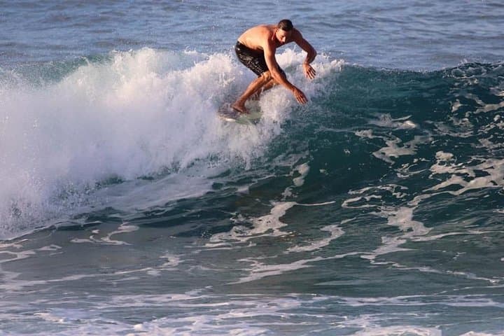 Paddle-Assisted Surf Lessons Near Waikiki — Beginner-Friendly Hawaii Surf School photo 6