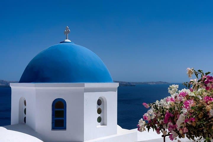 Best of Santorini Private Walking Tour and Wine Tasting in Oia photo 2
