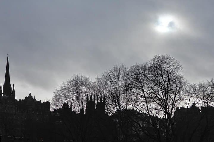 Edinburgh Dark History Walking Tour: Royal Mile Murders, Plague & Executions photo 6