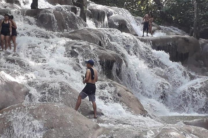 Dunn's River Falls Climb from Ocho Rios — What to Expect, Tips & Gear photo 2