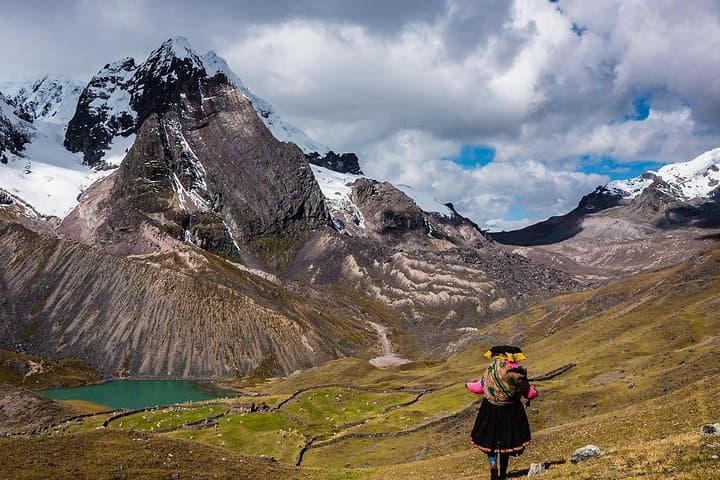 Ausangate Trek: 5-Day High-Altitude Circuit to Rainbow Mountains & Glacial Lakes