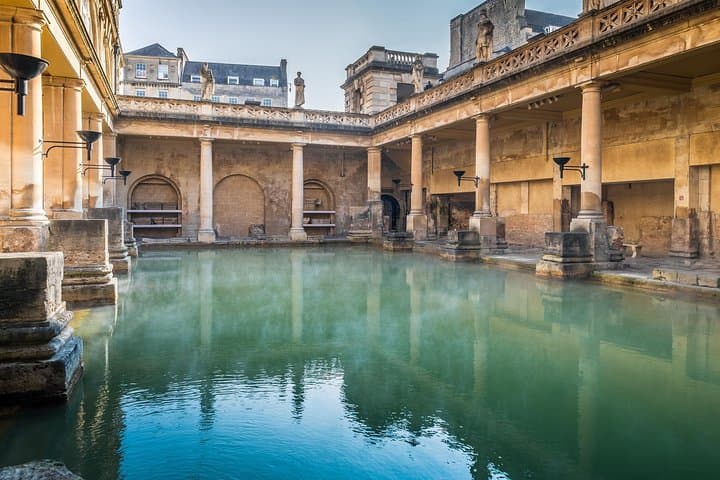 Private Chauffeured Minivan Tour from London to Bath with a Licensed Blue Badge Guide photo 4
