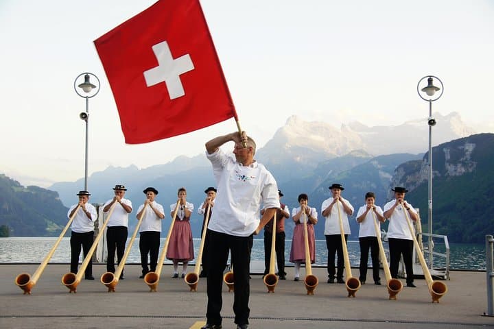 From Zurich: Alphorn Crash Course, Raclette & Hidden Alpine Gems Day Tour