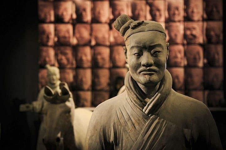Xi'an in a Day: Private Flight from Shanghai to the Terracotta Warriors & City Wall photo 2